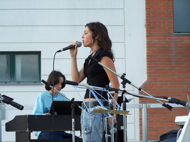 Sara sound check